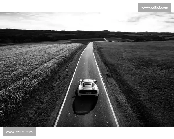 破界者：在无限赛道上重构产业版图